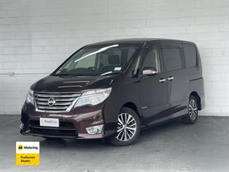 2015 Nissan Serena - Thumbnail