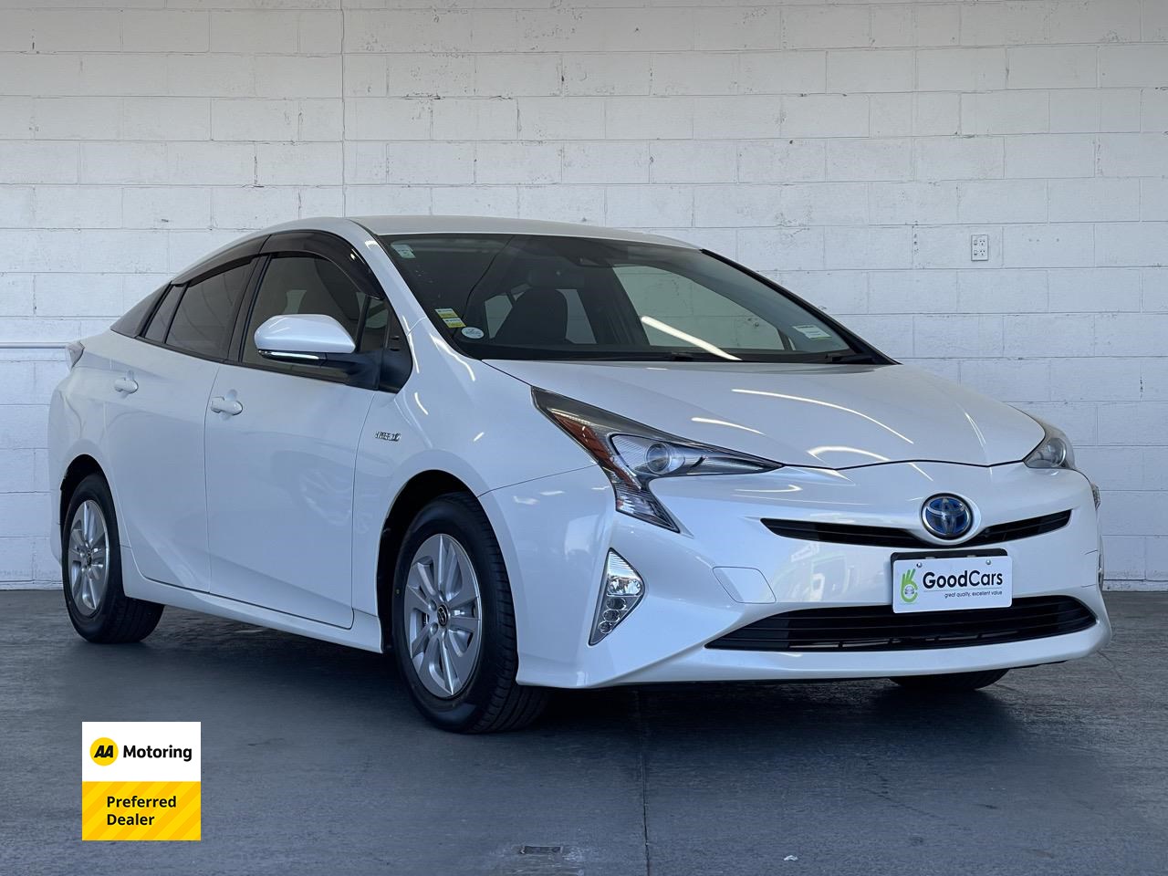 2016 Toyota PRIUS