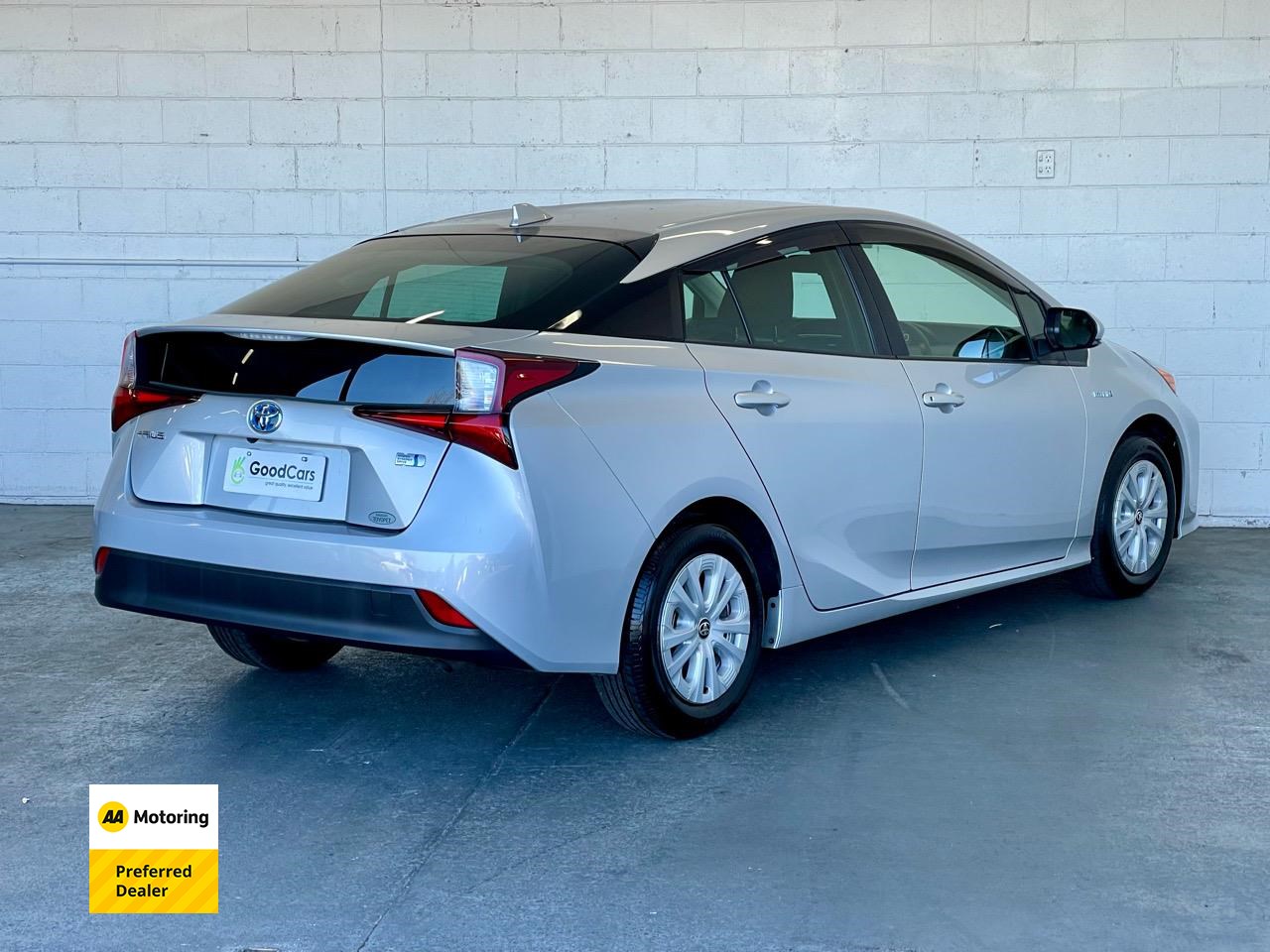 2019 Toyota PRIUS