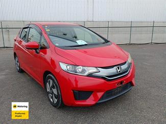 2014 Honda FIT - Thumbnail