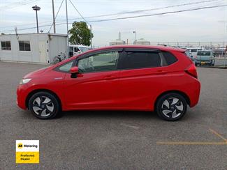 2014 Honda FIT - Thumbnail