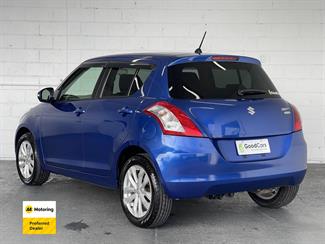 2013 Suzuki Swift - Thumbnail