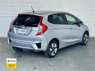 2015 Honda FIT - Thumbnail