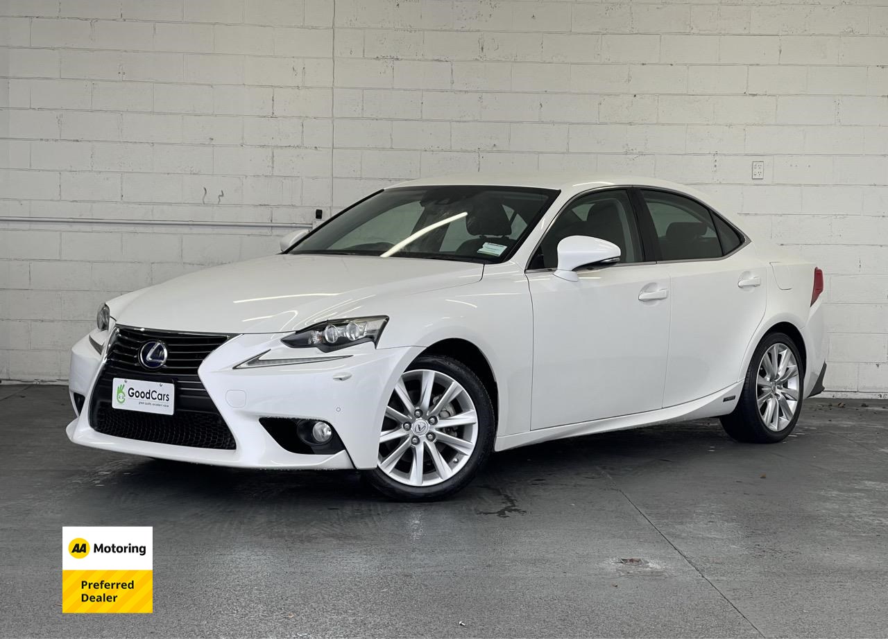 2013 Lexus IS 300h