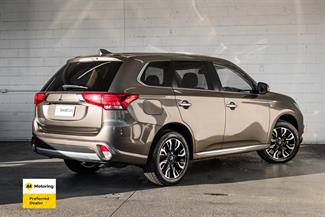 2015 Mitsubishi OUTLANDER - Thumbnail