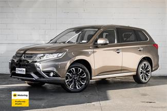 2015 Mitsubishi OUTLANDER - Thumbnail