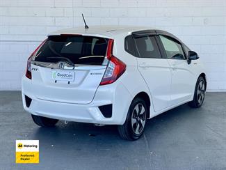 2015 Honda FIT - Thumbnail