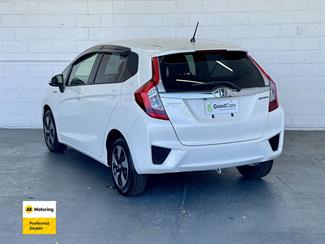 2015 Honda FIT - Thumbnail