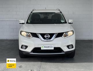 2015 Nissan X-TRAIL - Thumbnail