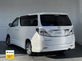 2011 Toyota Vellfire - Thumbnail