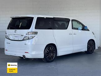 2009 Toyota Vellfire - Thumbnail