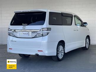 2012 Toyota Vellfire - Thumbnail