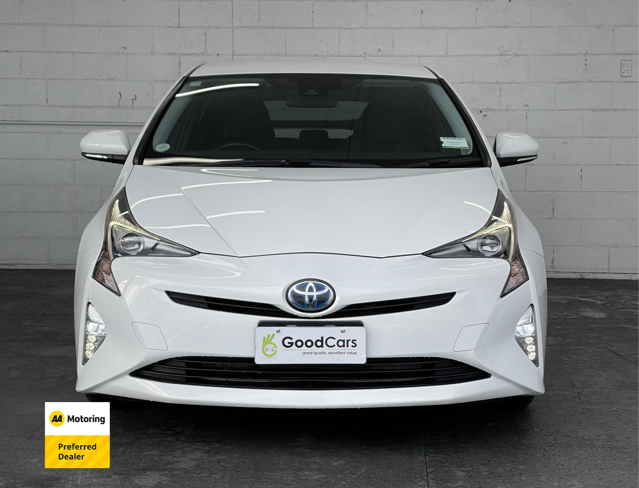 2017 Toyota PRIUS