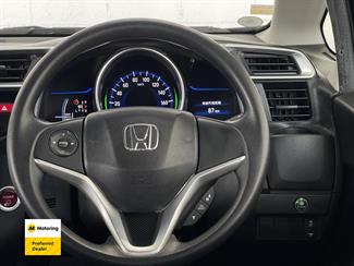 2013 Honda FIT - Thumbnail